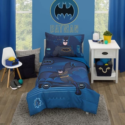 4pc Toddler Warner Bros. Batman 'Bat-Tech' Bedding Set 8 4pc Toddler Warner Bros. Batman 'Bat-Tech' Bedding Set - Image 6