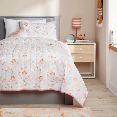 Kids' Quilt Unicorn Light Purple - Pillowfort™ 3 Kids' Quilt Unicorn Light Purple - Pillowfort™