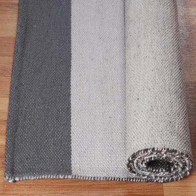 Modern Classic Coastal Stripes Indoor/ Outdoor Area Rug By Blue Nile Mills 6 Modern Classic Coastal Stripes Indoor/ Outdoor Area Rug By Blue Nile Mills - Image 4