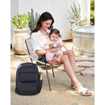 Skip Hop Flex Sporty Diaper Bag Backpack 3 Skip Hop Flex Sporty Diaper Bag Backpack
