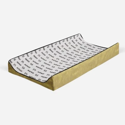 Bacati - Love Black/Gold Kisses/Hugs Changing Pad Cover 8 Bacati - Love Black/Gold Kisses/Hugs Changing Pad Cover - Image 6