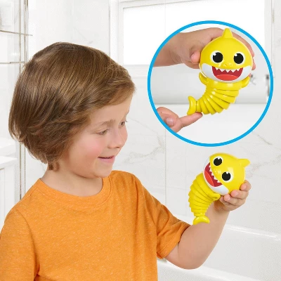 Baby Shark Sensory Fun Friends Bath Toy - 3pk 4 Baby Shark Sensory Fun Friends Bath Toy - 3pk - Image 2
