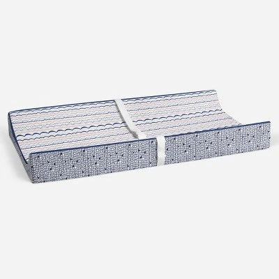 Bacati - Olivia Printed Garland Coral/Navy Quilted Changing Pad Cover 5 Bacati - Olivia Printed Garland Coral/Navy Quilted Changing Pad Cover - Image 3