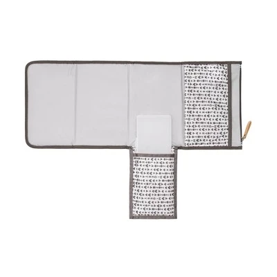 Petunia Pickle Bottom Nimble Clutch Diaper Changer In Love Mickey Mouse 4 Petunia Pickle Bottom Nimble Clutch Diaper Changer In Love Mickey Mouse - Image 2