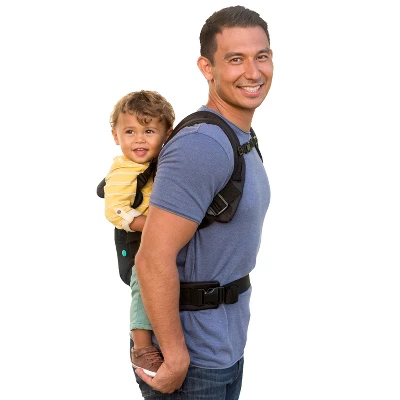 Infantino Flip 4-In-1 Convertible Baby Carrier 8 Infantino Flip 4-In-1 Convertible Baby Carrier - Image 6