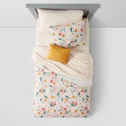 In The Garden Kids' Bedding Set With Sheets - Pillowfort™ -Love To Dream Baby Shop GUEST 8cd4ead8 fac2 467c b847 4c78e5e71ebd