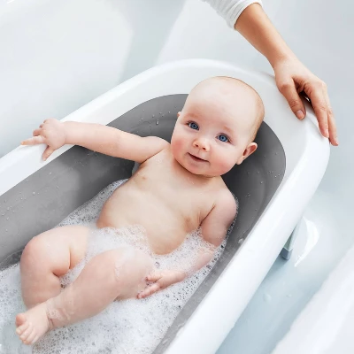 OXO Tot Splash & Store Bath Tub 8 OXO Tot Splash & Store Bath Tub - Image 6