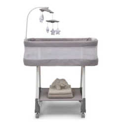 Simmons Kids' Shooting Star Rocking Bassinet With Airflow Mesh - Platinum -Love To Dream Baby Shop GUEST fbea03a8 e11a 4b38 b8f3 1f65f70d1aa4