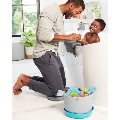 Skip Hop Moby Fun-Filled Baby Bath Toy & Bucket Gift Set - 2pc 6 Skip Hop Moby Fun-Filled Baby Bath Toy & Bucket Gift Set - 2pc - Image 4